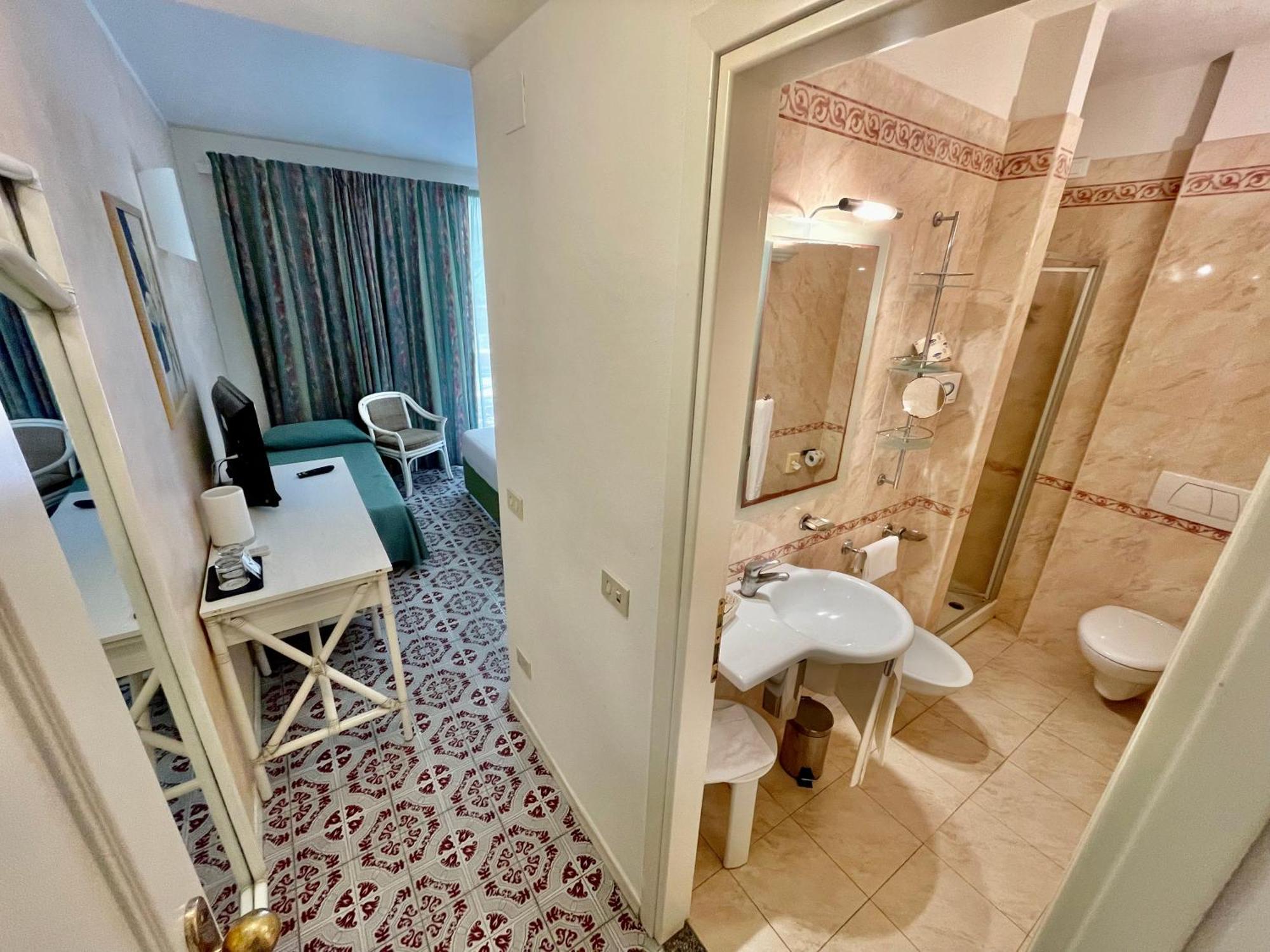 Hotel Meridiana Marina di Campo Bilik gambar